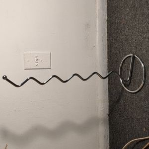 Uniquly designed metal bathroom tissue paper holder